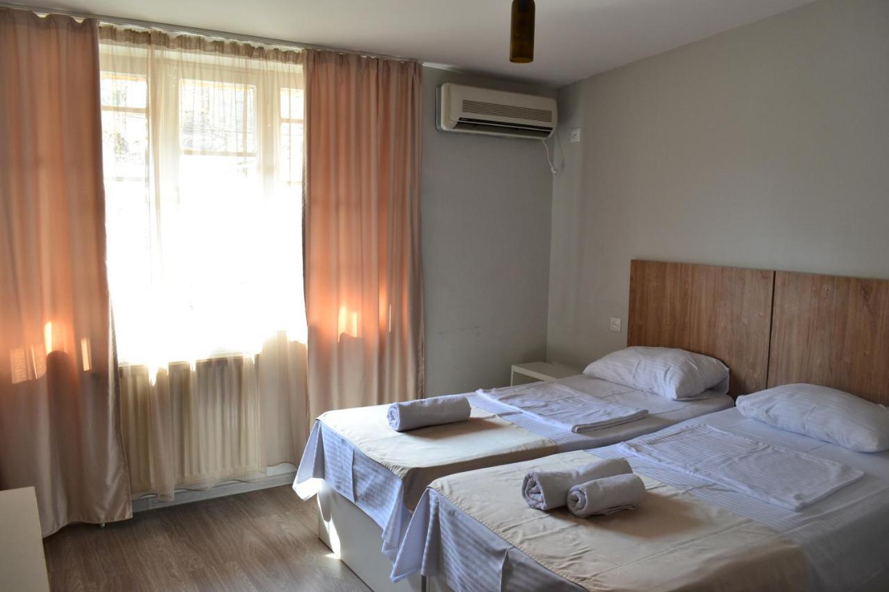 Hotel Rustaveli 36 Tbilisi Eksteriør bilde